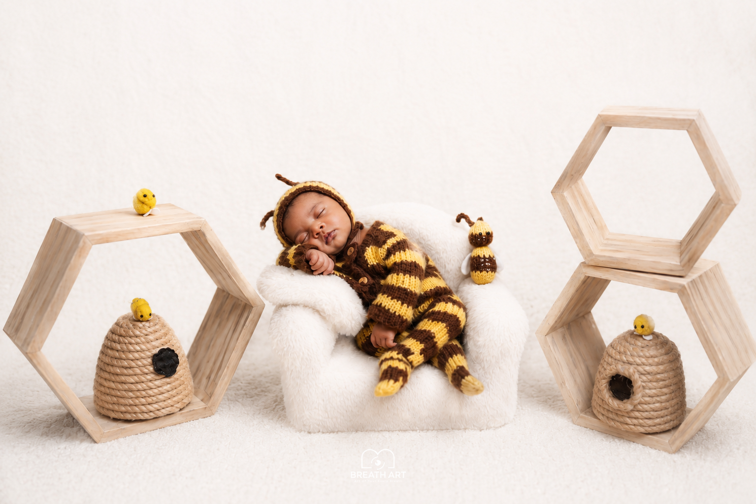 Best Newborn Photographer in Dubai: A Complete Guide for New Parents